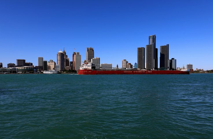 detroit river