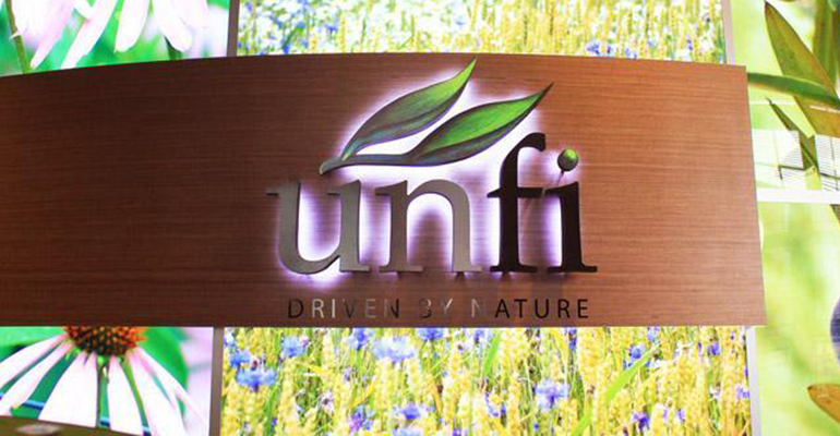 UNFI_headquarters_sign_interior3_0_1[1].png