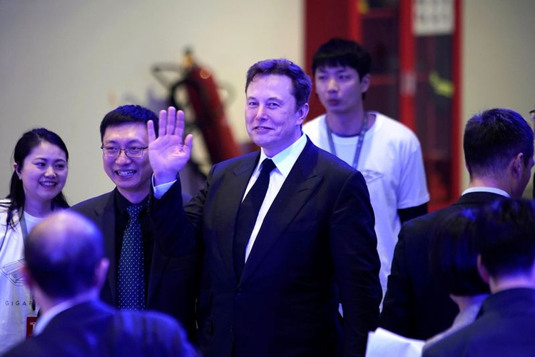 Tesla Inc CEO Elon Musk attends an opening ceremony for delivering Tesla China-made Model Y cars in Shanghai, China January 7, 2020. REUTERS