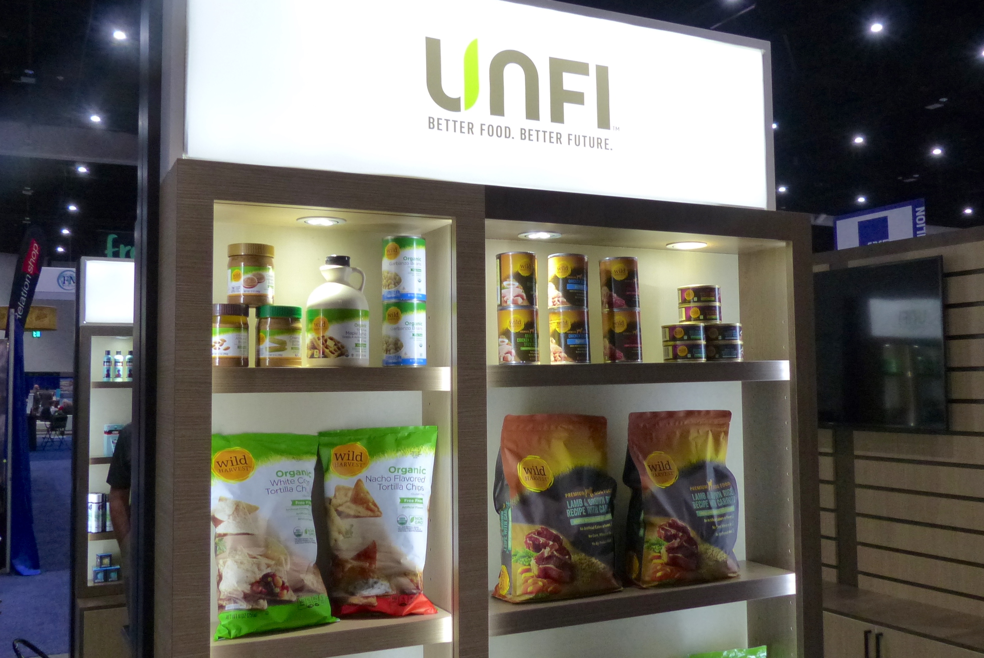 UNFI_private_brands-NGA_Show_2020_booth.jpg