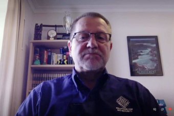 Steve Csiszar CEO at Med-con MCU of Steve Csiszar, CEO at Med-con, wearing glasses and a dark blue work shirt
