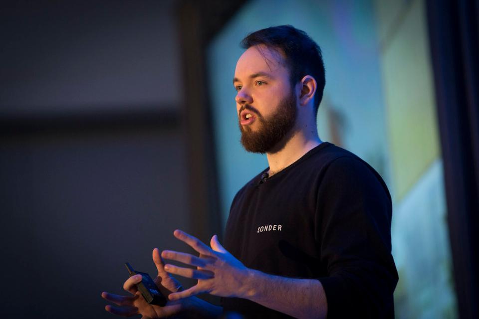 Travel hospitality Sonder startup