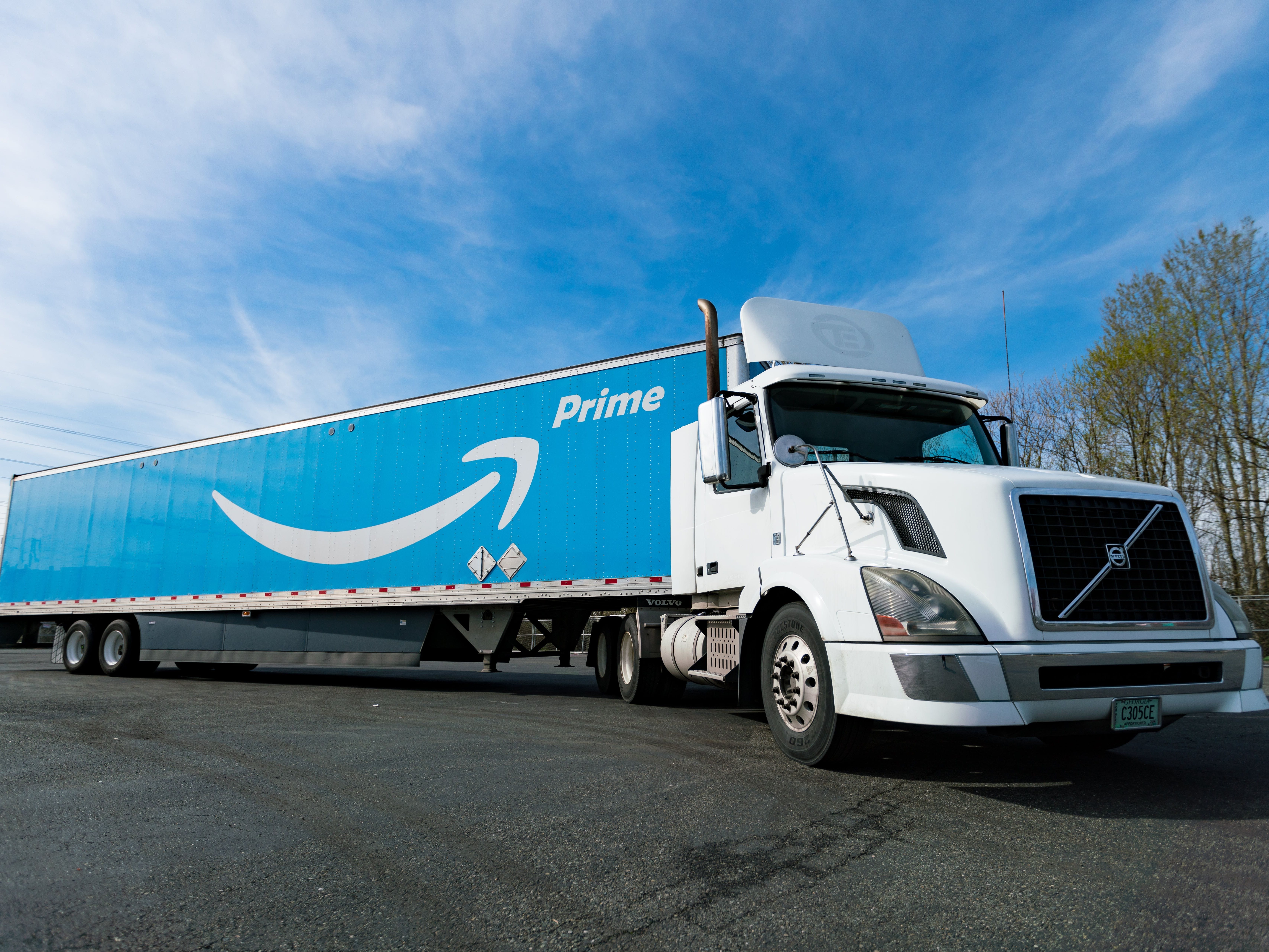 Mills River, North Carolina will be getting an Amazon distribution center that will employ 200 people, according to Town Manager Daniel Cobb.