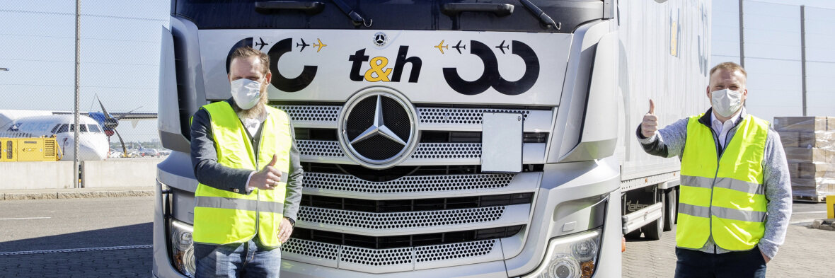 mercedes-benz-actros-coronavirus-covid-19_76065.jpg