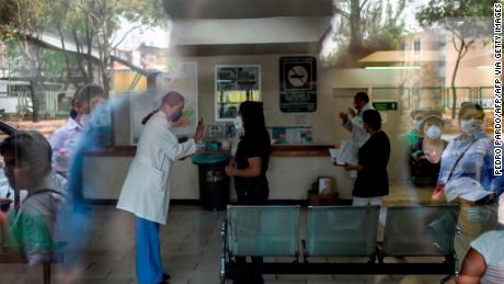 Blood thinners may help patients with severe Covid-19 infections, study finds