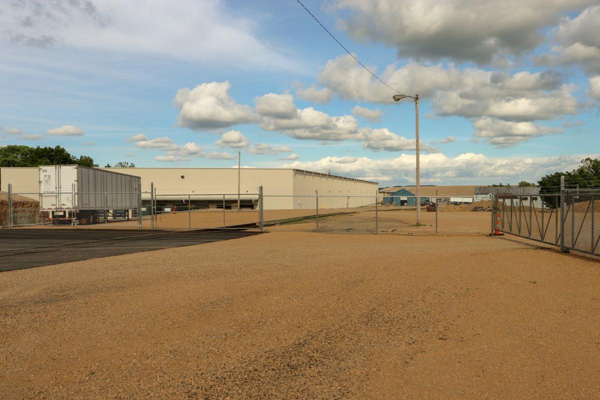 Glass factory to lay-off 165 by August