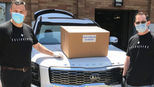 Kia employees delivering face masks