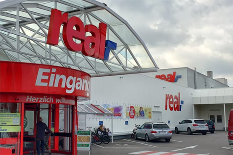 METRO AG is closer to becoming a fully-focused wholesale company after completing the divestment of its hypermarket chain Real to SCP Group