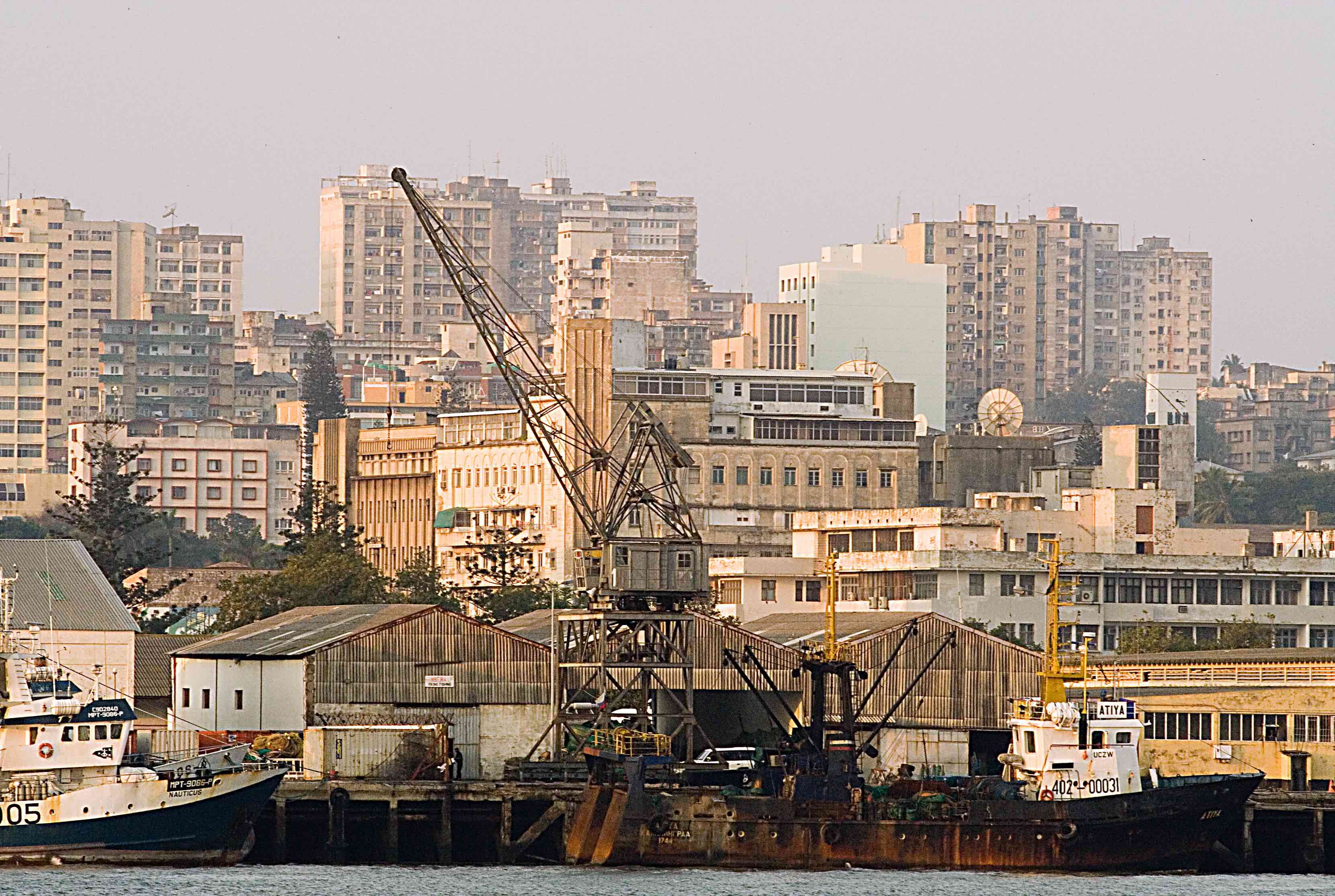 Five years ago, India extended a $250-million line of credit to Mozambique to develop the electricity supply in Maputo. But after hearing reports of corruption, the Indian government has asked the Mozambique government to dismiss the current contractor and float a new tender. Credit: Wikimedia Commons