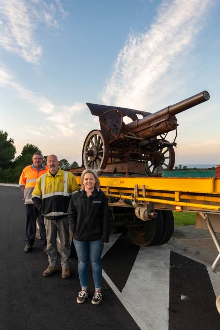 Warrnambool City Council coordinator depot operations Mark Mirtschin, RA Steel crane operator Peter Sell and Pacific Material Handling sales representative Natalie Willsher with one of the cannons that has been taken away for repairs.
