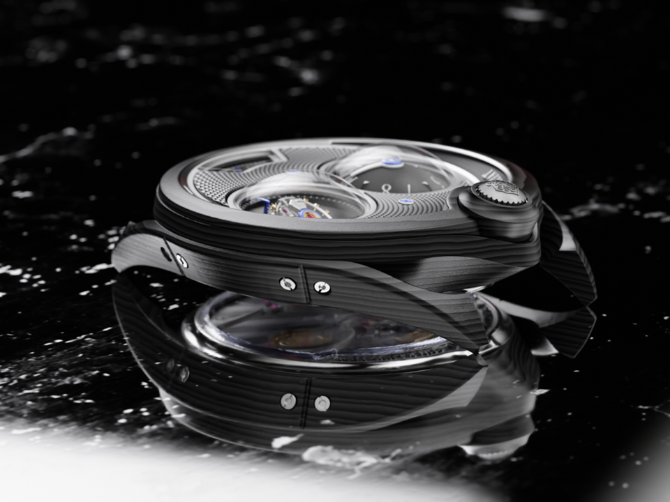 The David Candaux Black Phantom carbon weighs only 29.8 grams