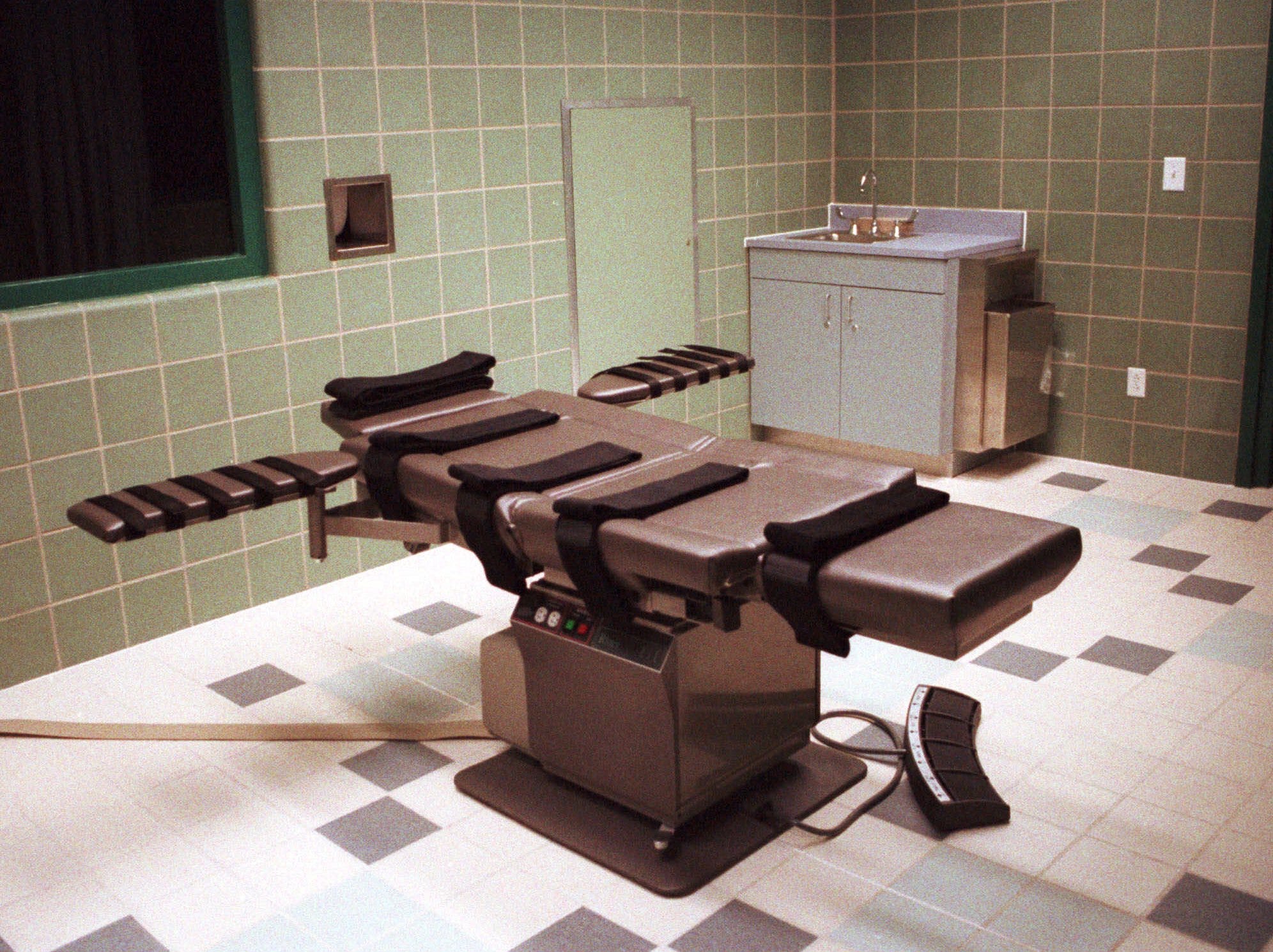 The death chamber at the U.S. Penitentiary in Terre Haute Ind. shown in this April 1995 file photo.