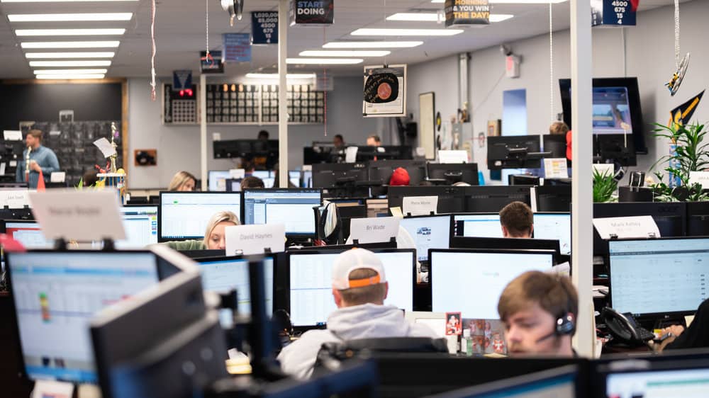 A freight brokerage floor in Chattanooga (before COVID-19).