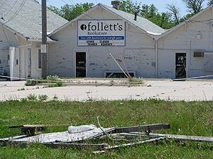 Follett's Bookstore.jpg