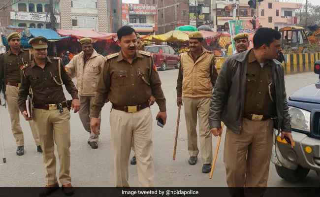Factory Unit Selling Fake Products Of Top Brands Busted In Noida: Police Factory Unit Selling Fake Products Of Top Brands Busted In Noida: Police
