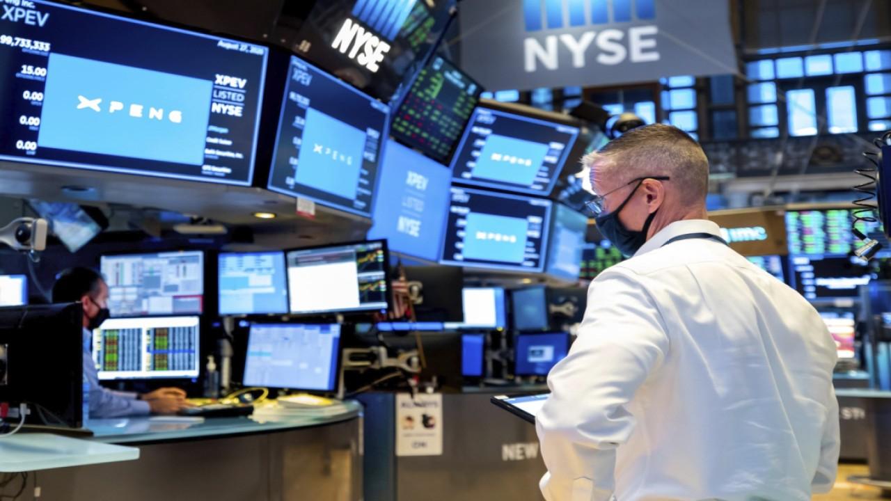 IHT Wealth Management President Steve Dudash on what market participants are looking at once a coronavirus vaccine is available. 