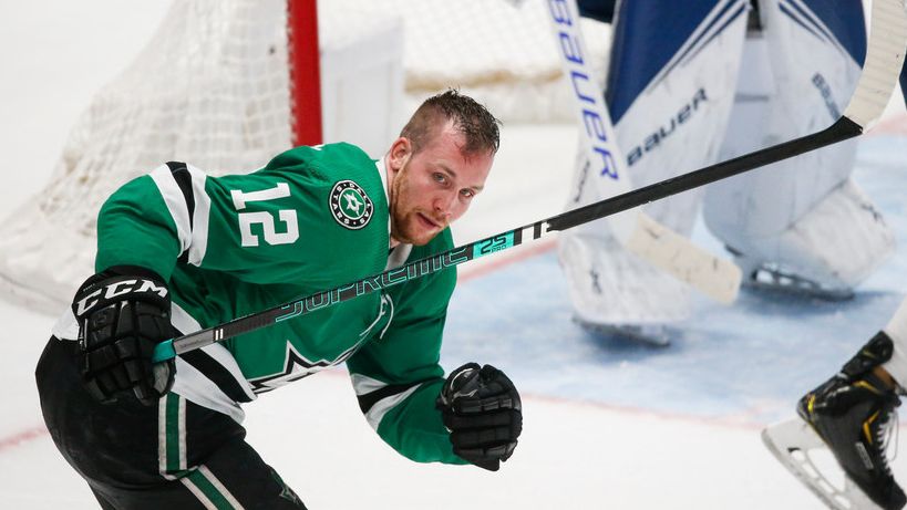 Dallas Stars center Radek Faksa (12) skates to the bench after losing his helmet during the third period of a NHL matchup between the Dallas Stars and the Tampa Bay Lightning on Monday, Jan. 27, 2020 at American Airlines Center in Dallas. (Ryan Michalesko/The Dallas Morning News)