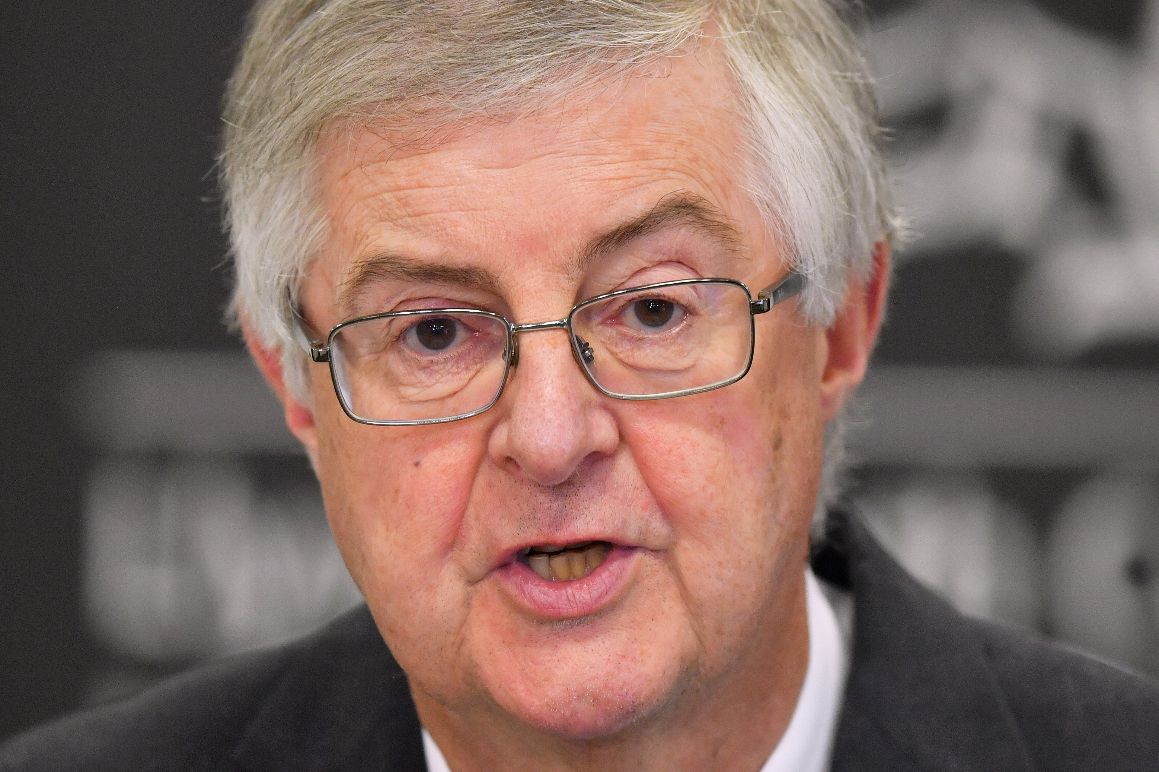 Mark Drakeford told shops to use "discretion" in selling non-essential items