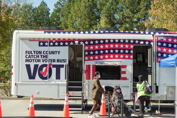 A mobile voting unit on Friday in Atlanta.