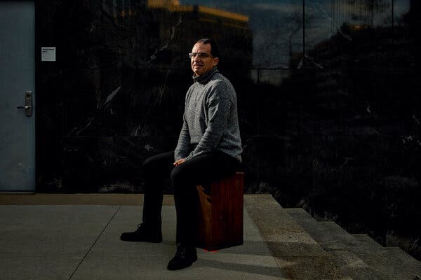 Stéphane Bancel, Moderna’s chief executive, agreed to team up with the federal government to develop a vaccine, a partnership that managed to sidestep the political meddling from the White House that had bedeviled other efforts to confront the virus.