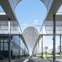 intersection of the arc corridor. Image © Yilong Zhao