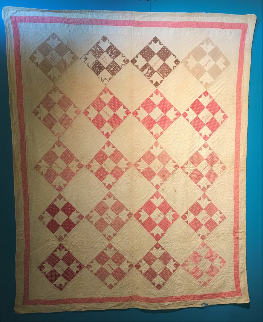 11.20.20_jocomuseumfriendshipquilt_AnneKniggendorf.jpg
