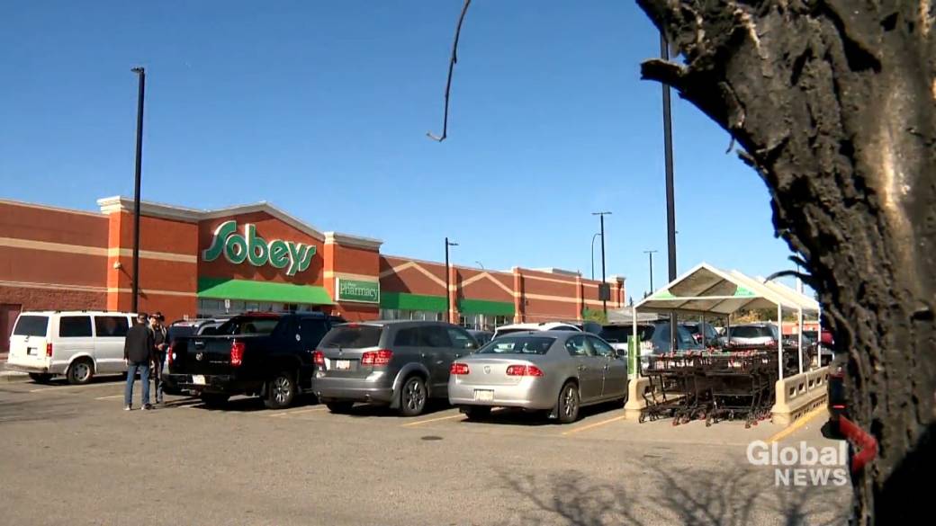 Click to play video 'COVID-19 pandemic partly to blame for rising food prices: ‘Meat has gone crazy!’'