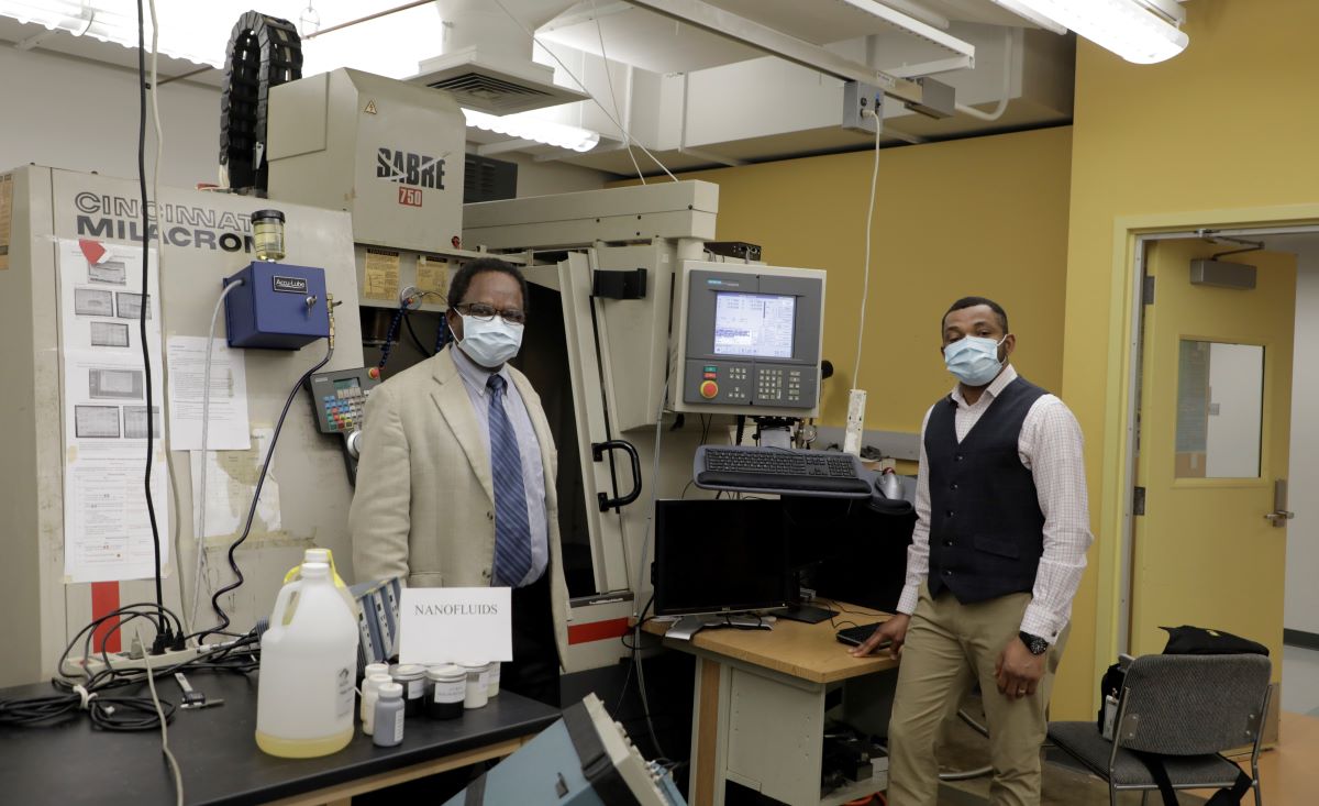 Drs. Anthony Okafor and Monday Okoronkwo in the lab