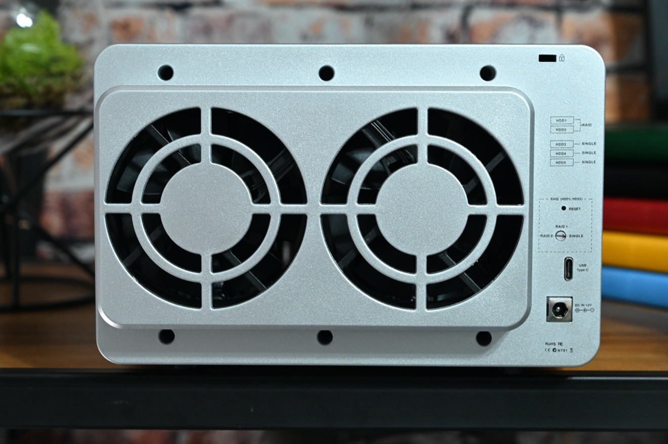 A pair of fans help cool the TerraMaster D5-300C down. 