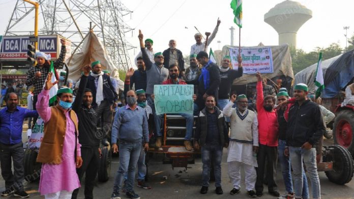 Farmers protesting Farmers protest at the Ghazipur border with Delhi, on 2 December 2020 | Suraj Singh Bisht | ThePrint