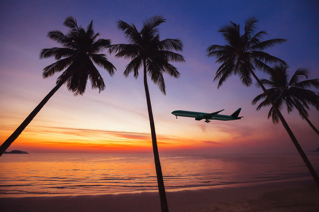 Being a set of islands, Hawaii is unique when it comes to shipping. The only two methods available are ocean carriers and airfreight. Ocean carriers are great for freight that is not time critical. Airfreight is needed when anything from a single pallet load to multiple airliner freight containers need to be there quickly. You will find the new Hawaii Airfreight Program blurring the lines between the two providing expedited airfreight to Hawaii at surprisingly effective rates. Being a set of islands, Hawaii is unique when it comes to shipping. The only two methods available are ocean carriers and airfreight. Ocean carriers are great for freight that is not time critical. Airfreight is needed when anything from a single pallet load to multiple airliner freight containers need to be there quickly. You will find the new Hawaii Airfreight Program blurring the lines between the two providing expedited airfreight to Hawaii at surprisingly effective rates.