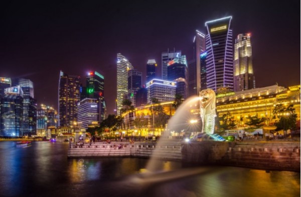 Plastic Waste May Pave the Roads of Singapore Soon