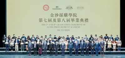The 7th and 8th intake of local SME suppliers to graduate from the Sands Procurement Academy are joined on stage by Sands China executives and guests of honour Friday at The Venetian Theatre.