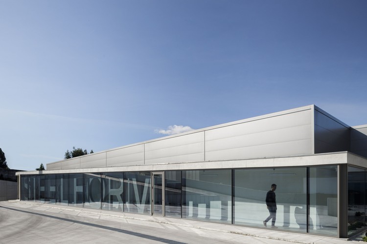 Steelform Factory Building / Atelier d’Arquitectura J.A. Lopes da Costa, © Ivo Tavares Studio