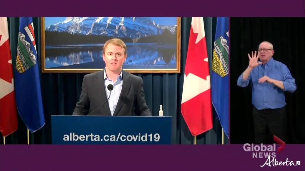 Click to play video 'Alberta health minister says there will be no delay in COVID-19 vaccine Phase 2 rollout'