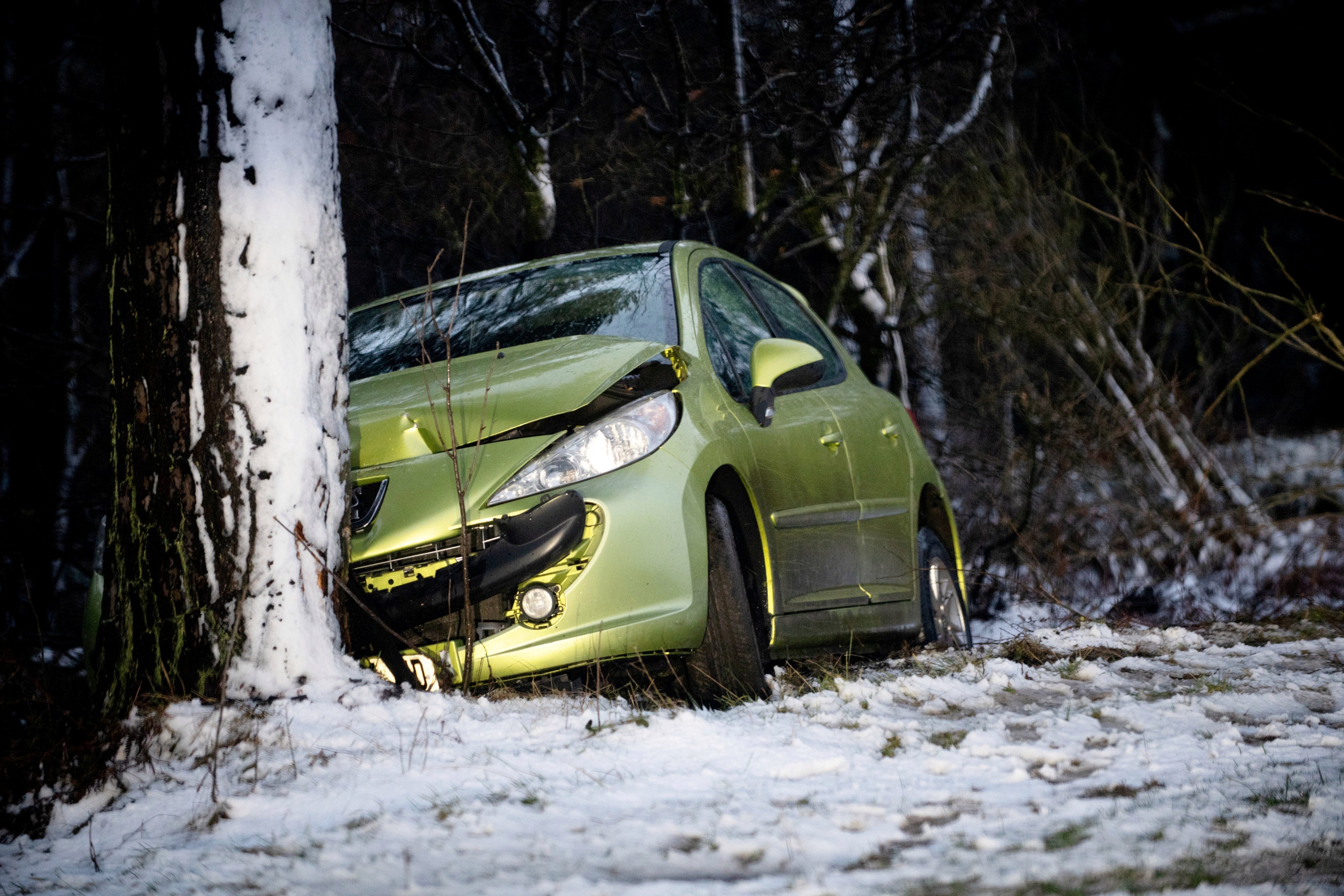 A car crashed into a tree in Beeley, Derbyshire, earlier this morning during dangerous driving conditions