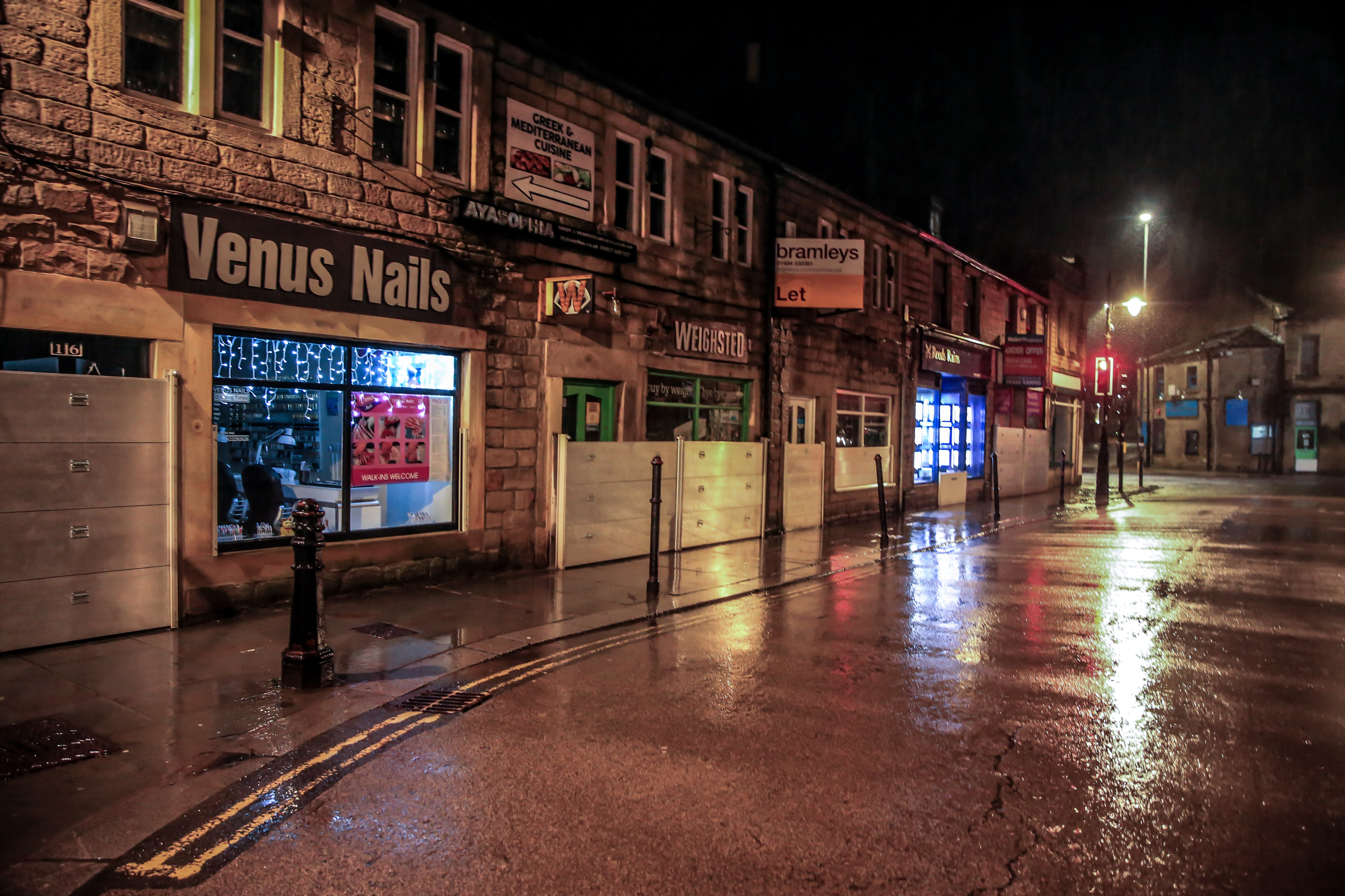 Local businesses prepare for flooding in Hebden last night