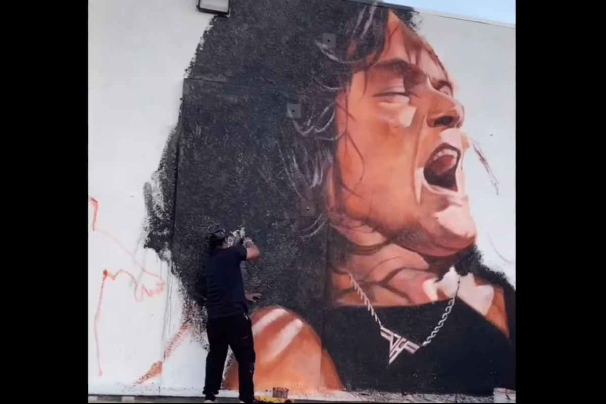 B-Sides: Eddie Van Halen Mural, Fear Factory's New Album, Megabelt For Dave Mustaine and more