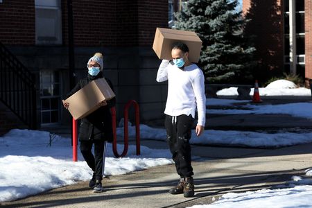 Emergency food distribution