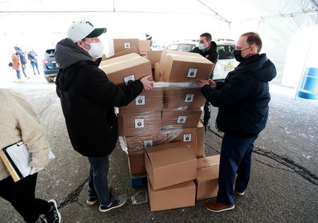 Emergency food distribution