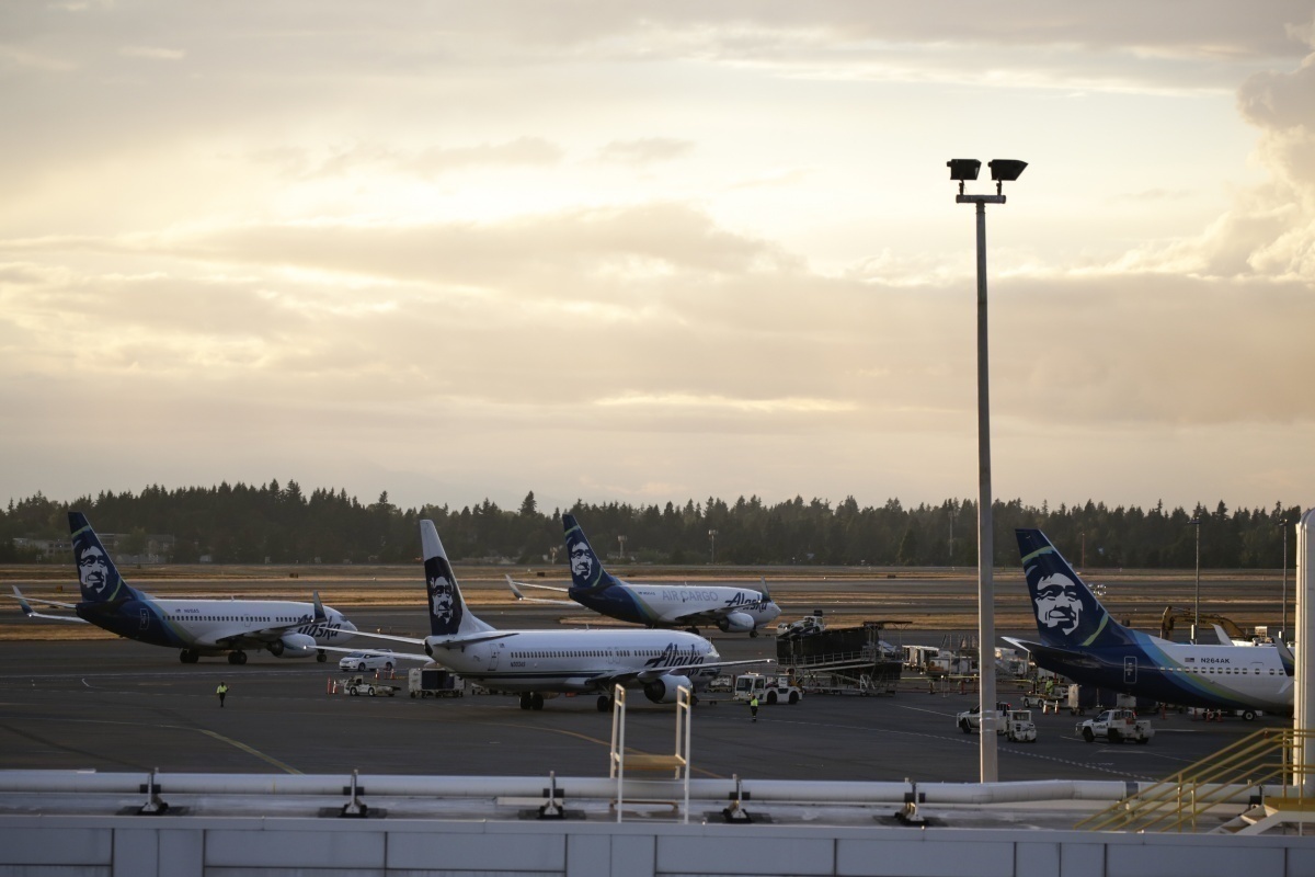 Alaska Airlines aircraft at Sea Tac