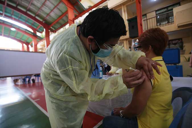 vaccine-injection