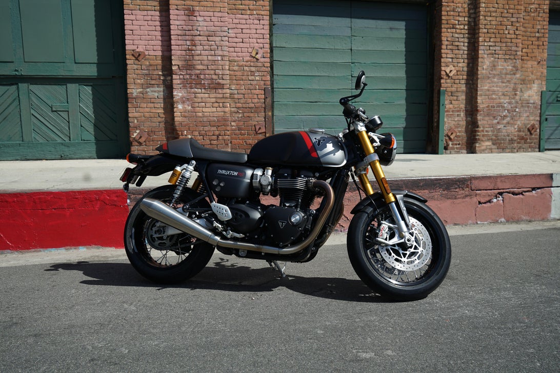 2021-triumph-thruxton-rs-1