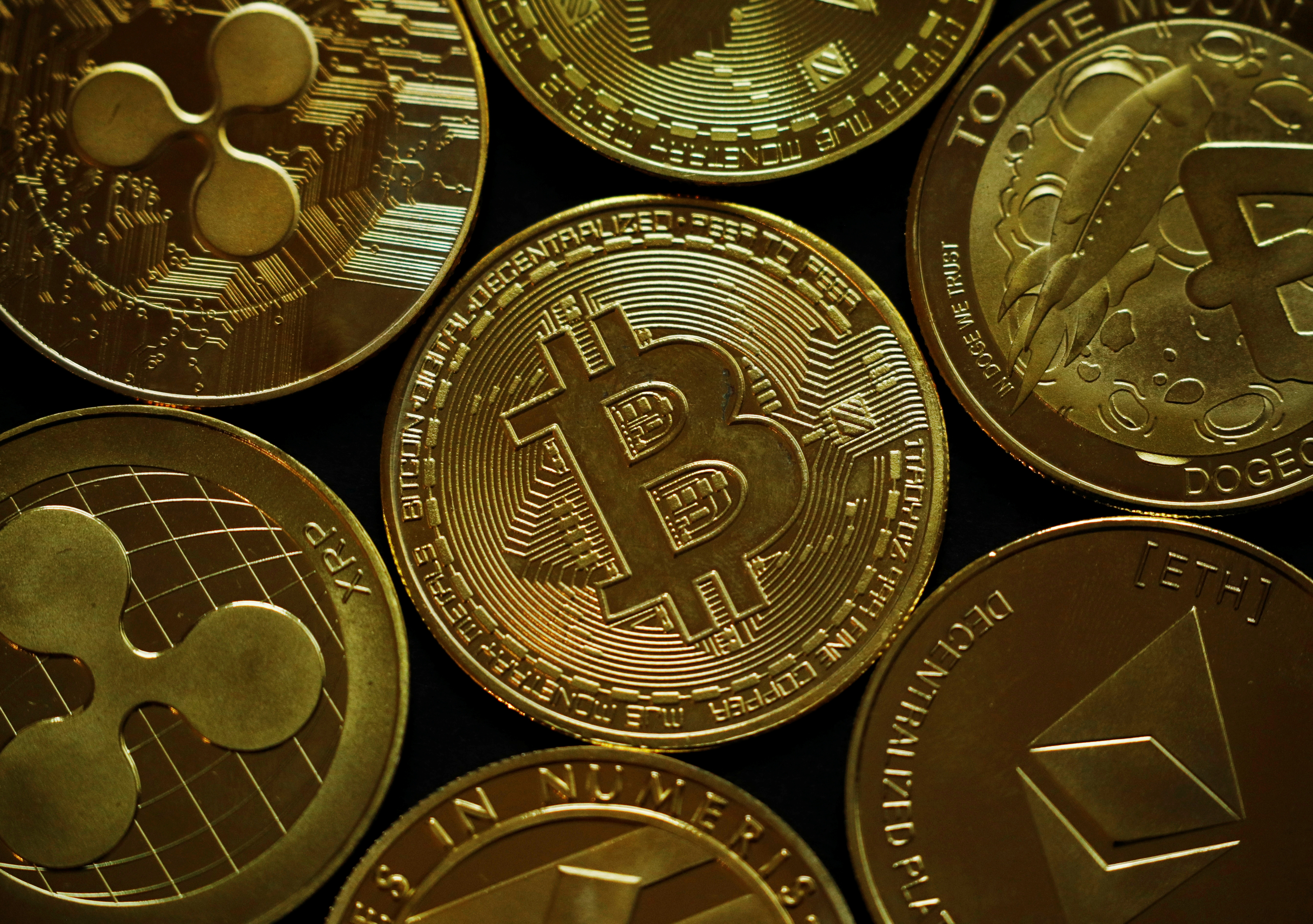 A representation of the virtual cryptocurrency Bitcoin is seen in this picture illustration taken June 14, 2021.   REUTERS/Edgar Su/Illustration