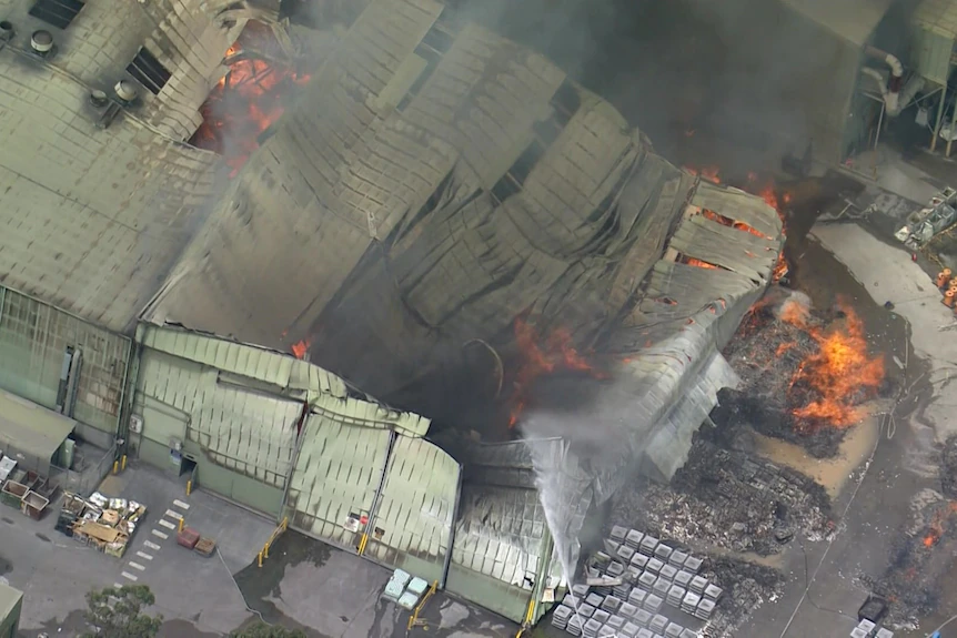 kurri kurri fire