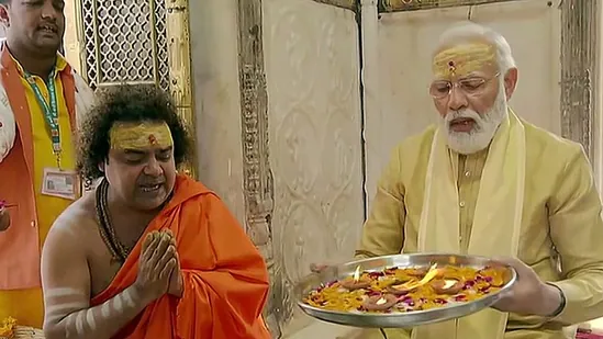 Prime Minister Narendra Modi offers prayer at Kashi Vishwanath temple, in Varanasi on Monday. (ANI) Prime Minister Narendra Modi offers prayer at Kashi Vishwanath temple, in Varanasi on Monday. (ANI)