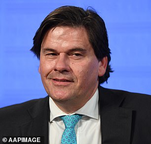 The manufacturing lobby group's chief executive Innes Willox said almost every job in Australia depended on goods being shipped in from overseas