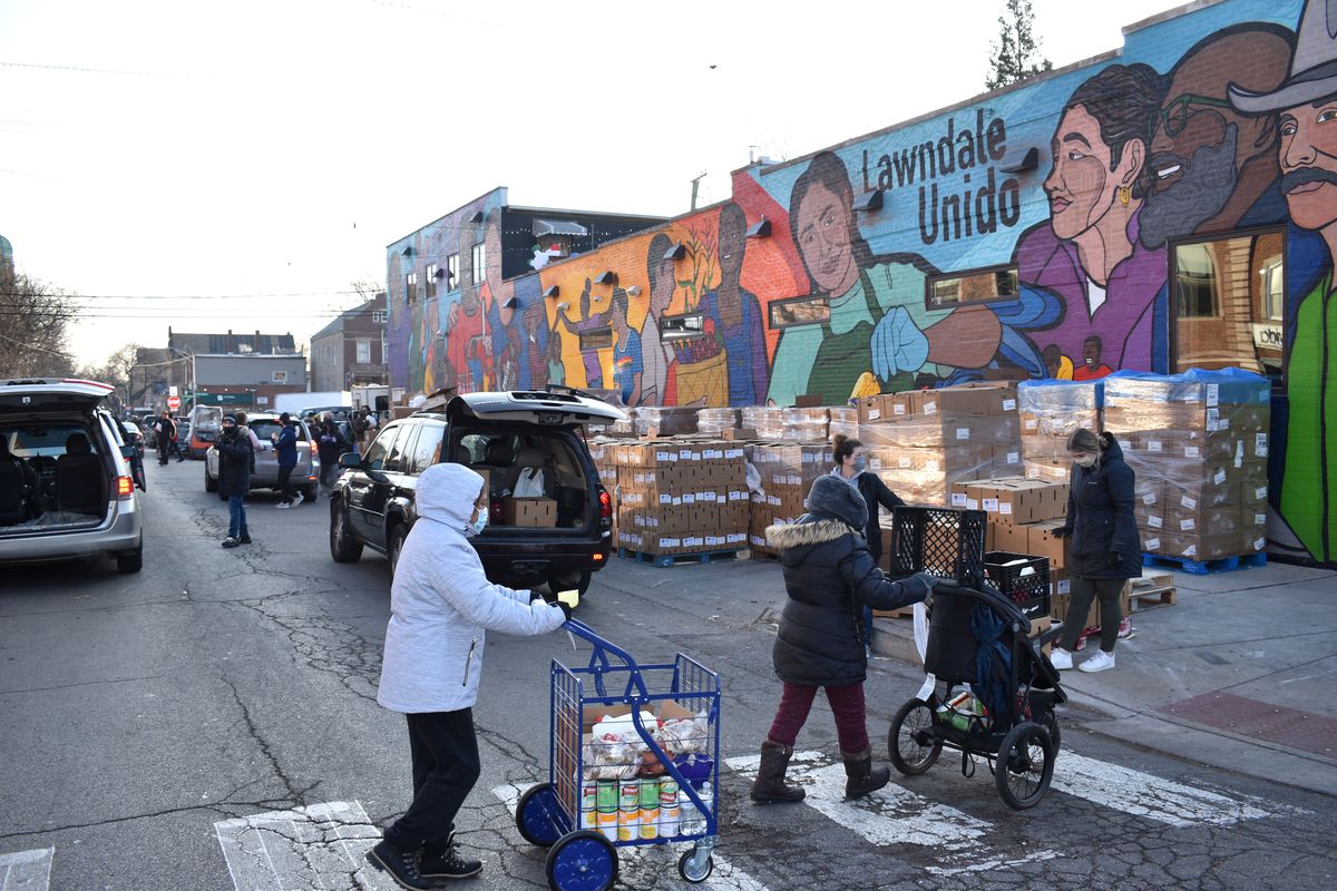 New Life Centers’ Little Village pantry is one of the highest-volume distribution sites in the Greater Chicago Food Depository’s network of more than 700 pantries, soup kitchens and shelters.