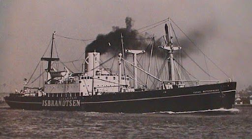 An Isbrandtsen ship steams on. (Photo: oceanweatherservices.com)