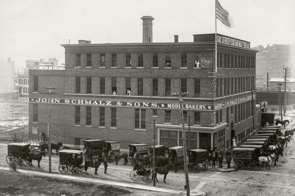 A wide shot of the Wonder Bread factory when it first opened in 1909.